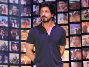 Shahrukh Khan will have double role in Anand L Rai's next