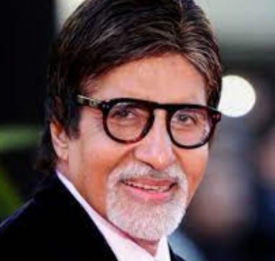 Big B Amitabh Bachchan tested covid 19 Positive