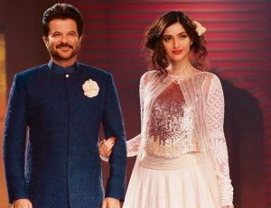 The proud dad Anil Kapoor shared an adorable pictures of Sonam