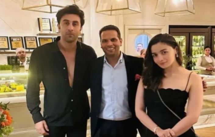 Alia Bhatt And Ranbir Kapoor Twin In Black | NewsTrack English 1