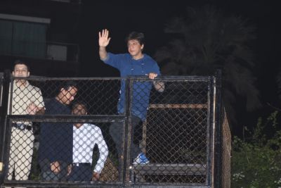 Happy birthday Shah Rukh Khan :  Zero actor on 53rd birthday, greets fans outside Mannat – see photos