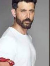 Watch, This actor was brutally trolled for making fun of Hrithik Roshan’s Bald Patches