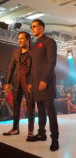See pics : Akshay Kumar rocks the ramp as showstopper for designer Lalit Dalmia