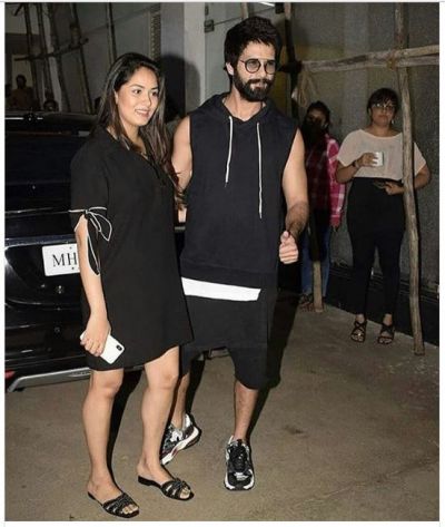 See pics : Shahid Kapoor and  Mira Rajput enjoy their first date after welcoming baby Zain
