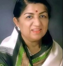 When Nightingale of India, Lata Mangeskar was rejected for her thin Voice