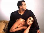Salman impressed by Aarya 2, praises Sushmita