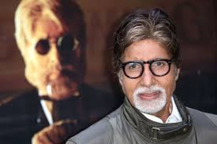 Amitabh Bachchan celebrated birthday with media; says about working in Sarkar 3 and Aamir Khan