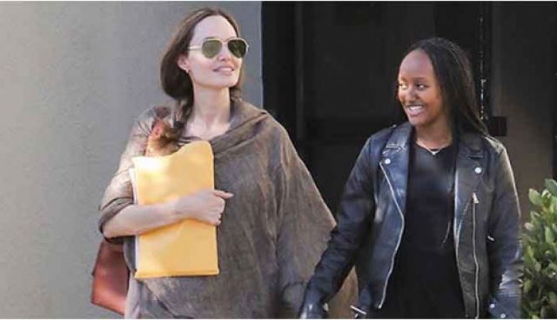 Angelina Jolie gets emotional when dropping daughter Zahara off, "I'm gonna  start crying!" | NewsTrack English 1