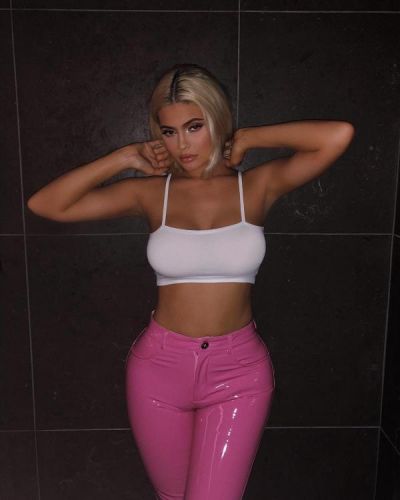 Kylie Jenner slays yet again in her barbie pink pants