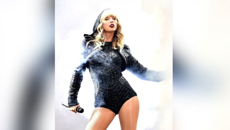 Thanks Fans: Taylor Swift Wins at 2021 Gracie Awards for Folklore