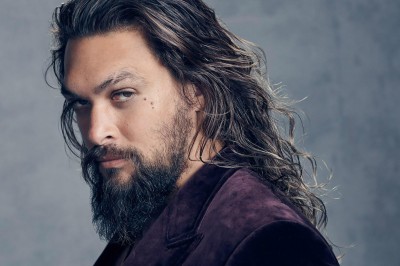 Jason Momoa says he 'fangirled out' the first time he saw Liam Neeson