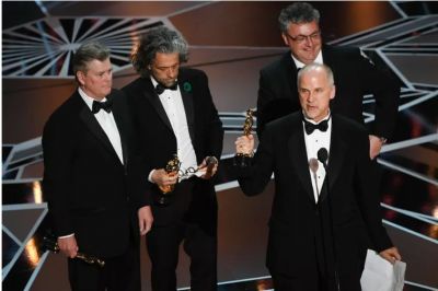 Oscar 2018: After 14 nominations, cinematographer Roger Deakins finally wins