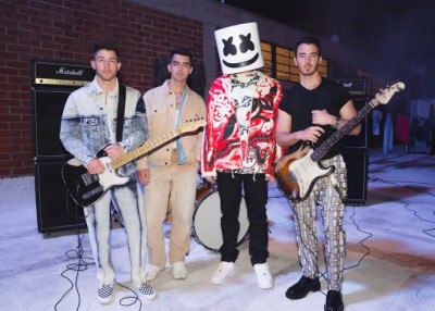 Jonas Brothers, Marshmello collab surprises fan; new music video released