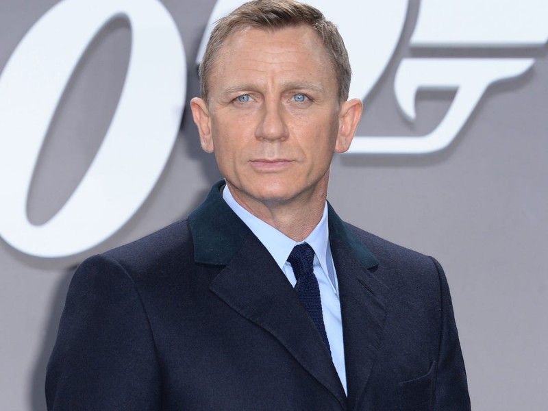 Here's the suggestion of Daniel Craig to the new James Bond