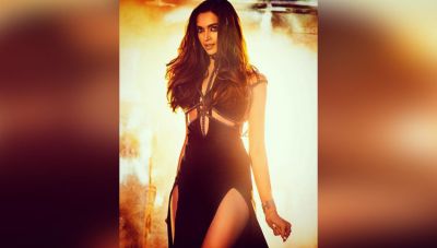 Watch Deepika's sexy style for Raabta