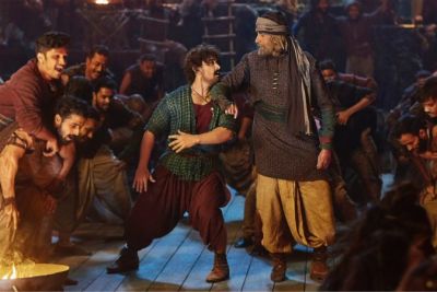 Thugs of Hindostan Twitter Review: Amitabh Bachchan is Best Performer, Aamir Khan totally failed to impress