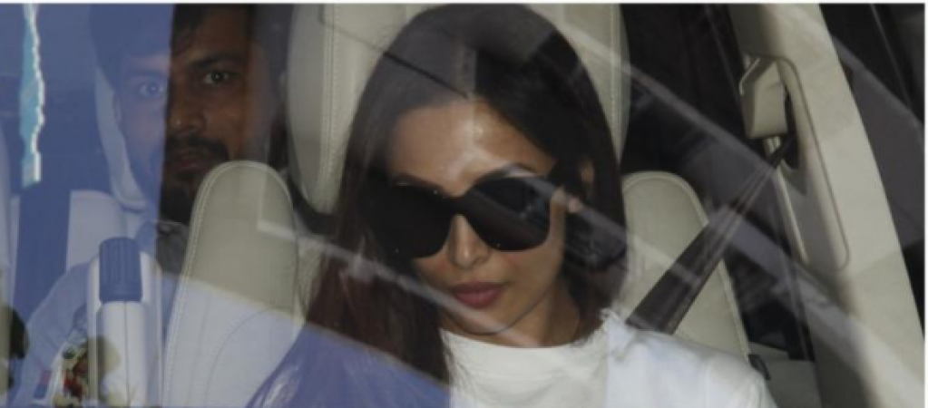 Blackbuck case: Malaika Arora and Aayush Sharma arrive at Salman's house