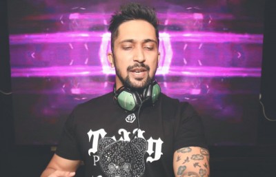 Creating musical waves with his DJ skills and expertise- DJ Krosfader