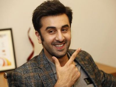 This Tv Actress Waited For Long Outside Ranbir’s House Just To See Him