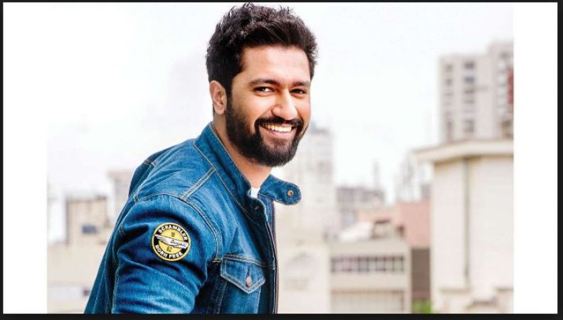 Uri Star Vicky Kaushal reveals about Valentine, share about his love story….wanna know..pics inside