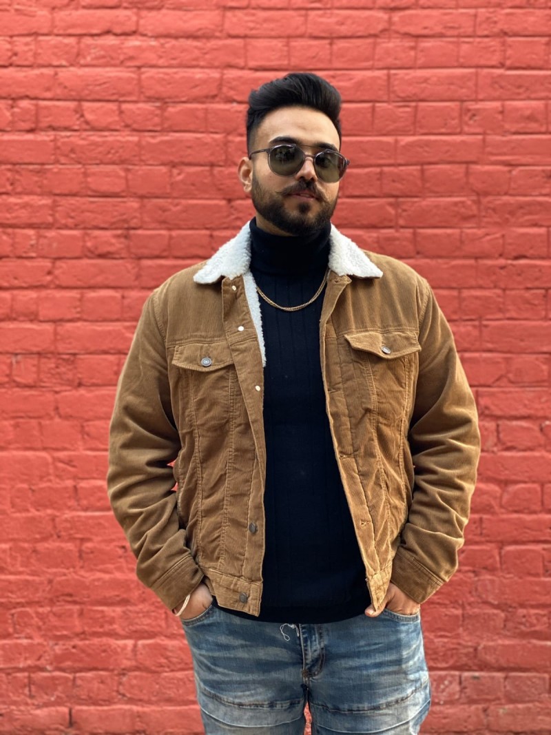 Meet Akal Inder, making his name prominent in the music industry as a true-blue musical artist.