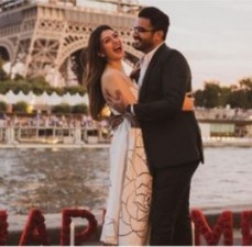 Watch, Hansika Motwani got engaged to this Businessman, shares glimpses of dreamy proposal