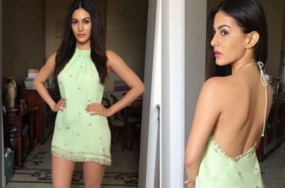 Amyra Dastoor is looking a hot water baby in recent pictures of vacation
