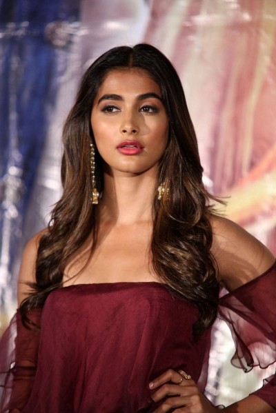 Pooja Hegde demands a whopping amount for this movie!