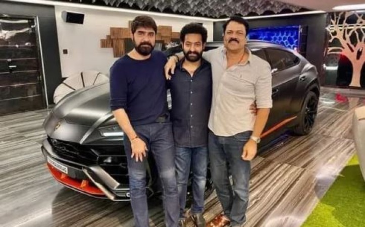 Pic Viral: Jr NTR was spotted driving to the sets in his new Lamborghini Urus