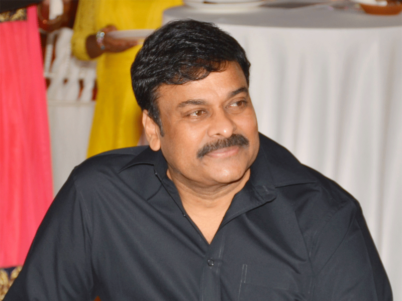Bad piece of news for Chiranjeevi fans, Peep Inside