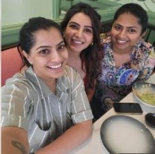 Samantha Ruth Prabhu enjoys her day with Her Friends, Shares Post
