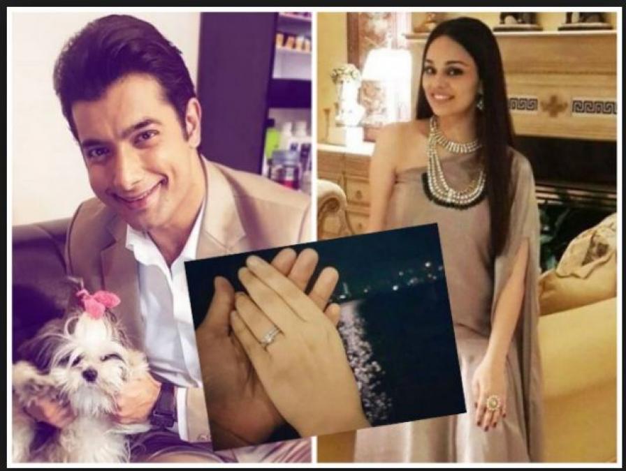 TV actor Sharad Malhotra and Ripci Bhatia’s Wedding invitation card is out; It has Snack inside
