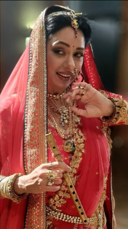 Anupamaa fame Rupali Ganguly looks stunning as she turns Radha