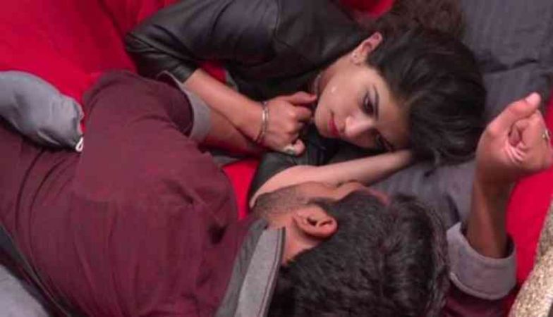 Bigg Boss 11, Ex-Contestant Sabyasachi Told Puneesh is Dating Bandagi to Catch the Limelight