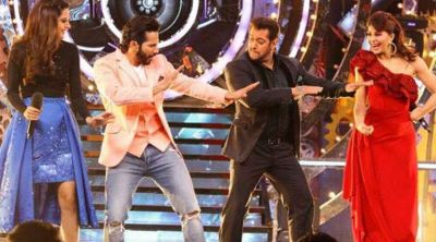 Bigg Boss 11 finally begins, had a grand premiere on Sunday evening