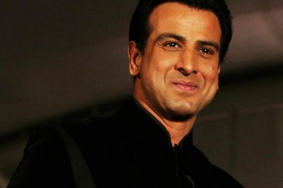 Ronit Roy celebrates his birthday with his children, and make it a special one