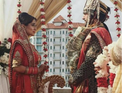 Celebrate Soumya Seth's Birthday with some of her Best Wedding pics!