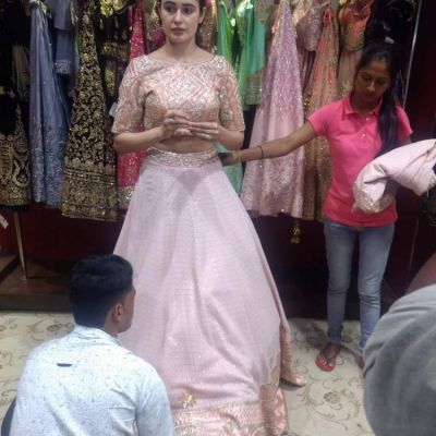 See pics :Yuvika Chaudhary all set  to be a beautiful bride to Prince Narula
