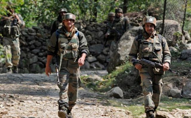 Army used heavy-calibre weapons in Uri to draw Pakistan's attention