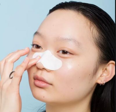 Follow these quick tips to remove blackheads and whiteheads