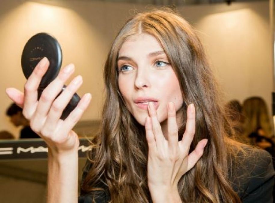 If you have crossed the age of 30, then keep these beauty products with you!