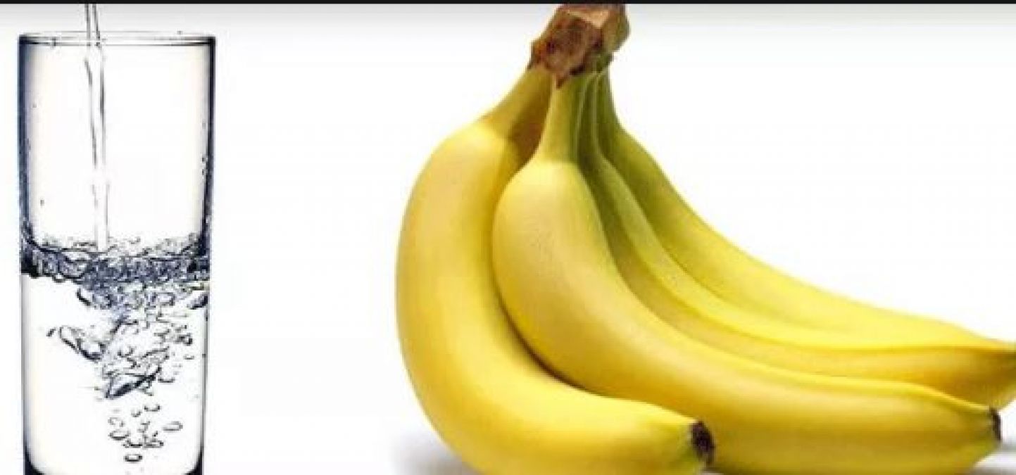 eat-a-banana-and-drink-warm-water-to-get-rid-of-belly-fat-newstrack