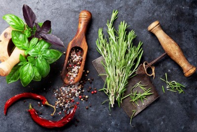 How to Use These 10 Herbs to Control Diabetes