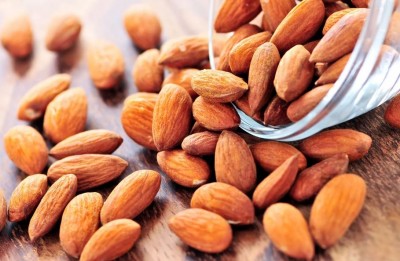 How Many Almonds Should You Eat in a Day? Expert Opinions Revealed