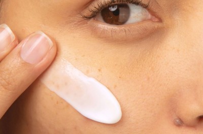 Do You Keep Reapplying Moisturizer to Your Face? Learn About the Damage It Can Cause