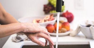 कुछ भी खाने के पहले नहीं धोये हाथ तो हो सकती हैं गंभीर बीमारियां