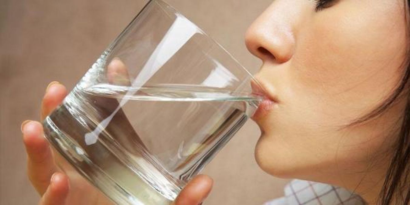 Reasons Why You Should Start Your Day With Two Glass Of Water