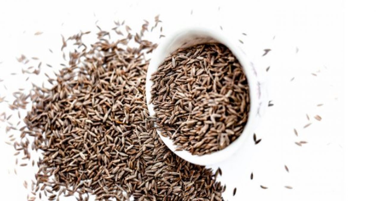 From raisins to cumin-celery seeds are helpful in getting rid of constipation