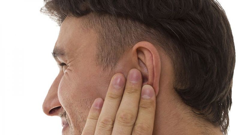 Now these home remedies will get rid of ear pain