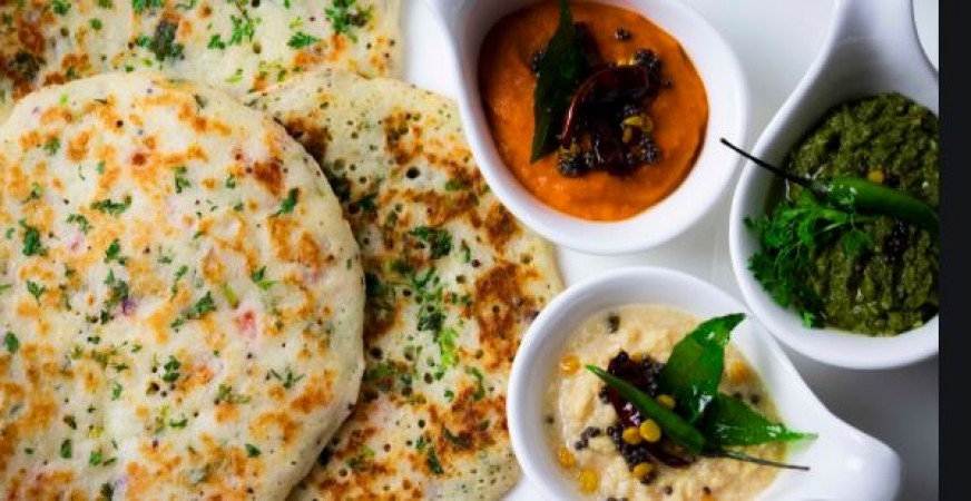 Instant Rava Uttapam and special red chutney recipes | NewsTrack Hindi 1
